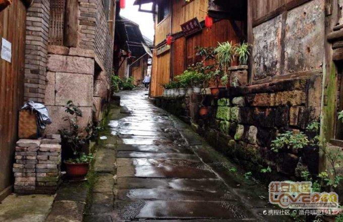大行评级|大和:上调中远海控目标价至10港元 上调今明两年盈测
